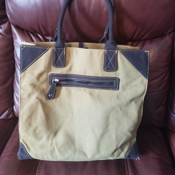 COPY - Izak Green Canvas Tote Bag - Picture 2 of 7